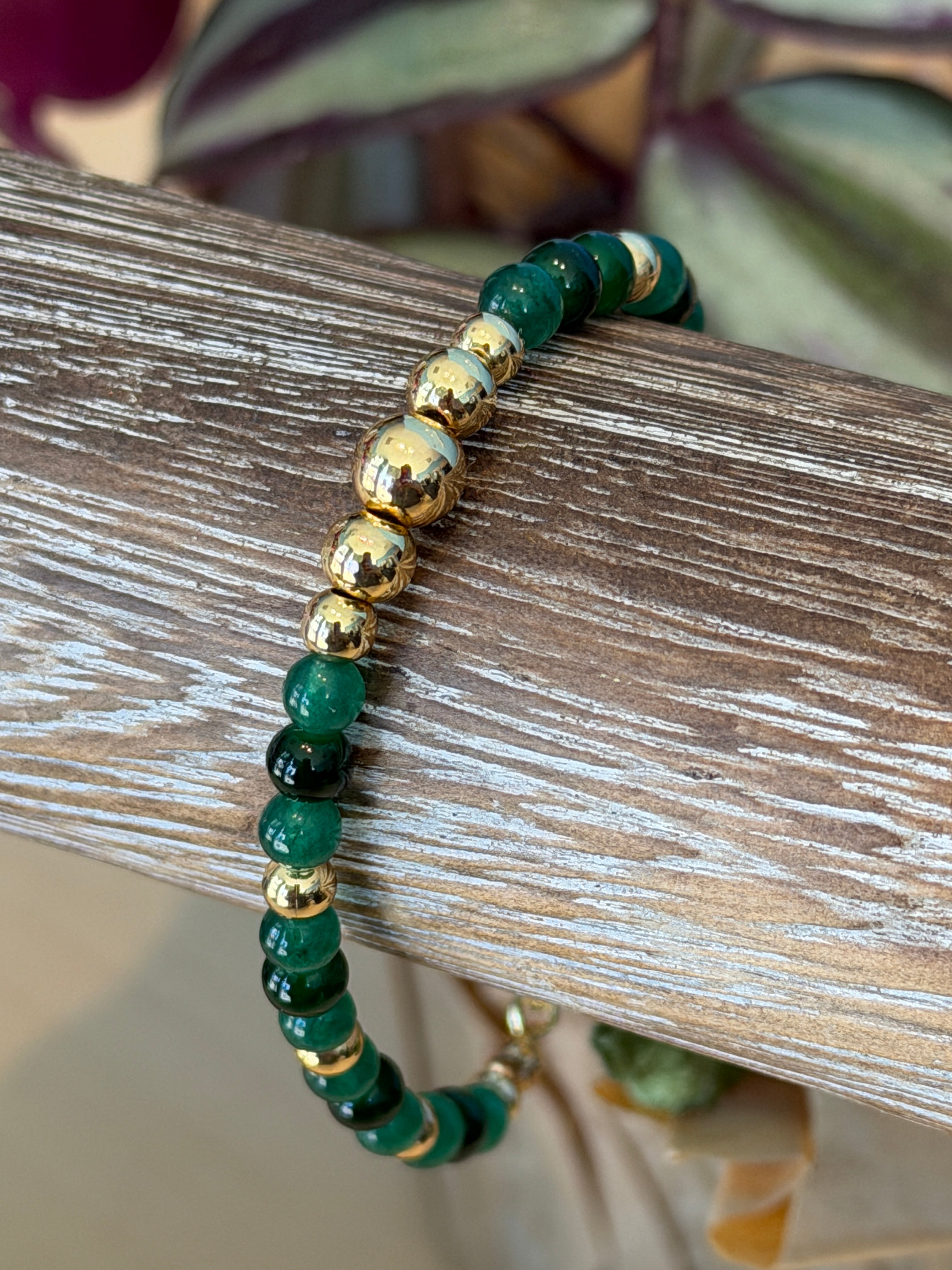 Single Bracelet Forest Green Glass adjustable