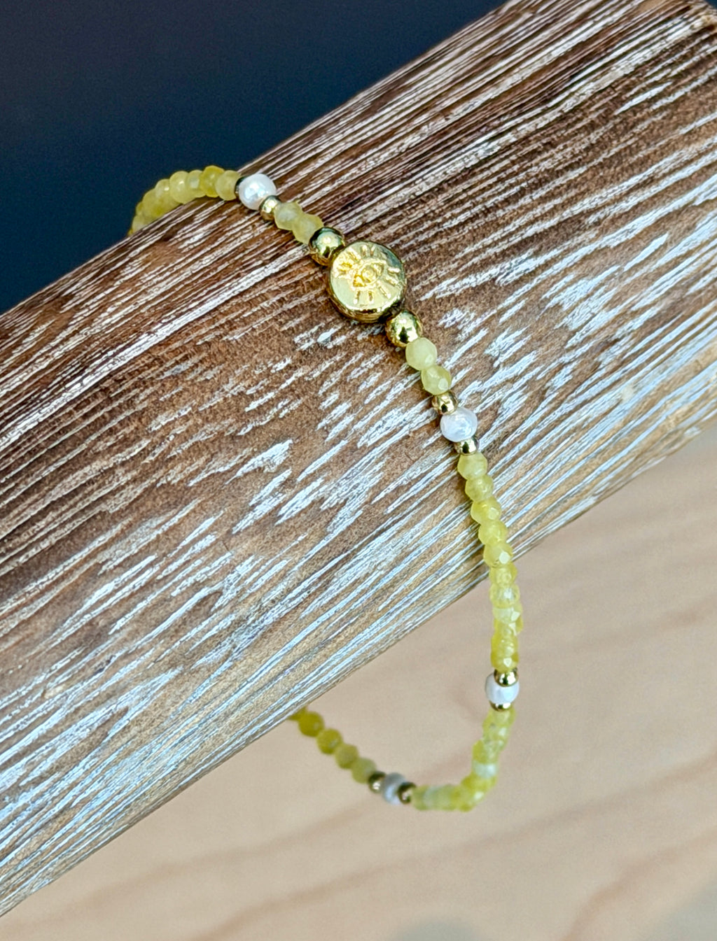 Solo bracelet #11 Yellow aquamarine with freshwater pearls