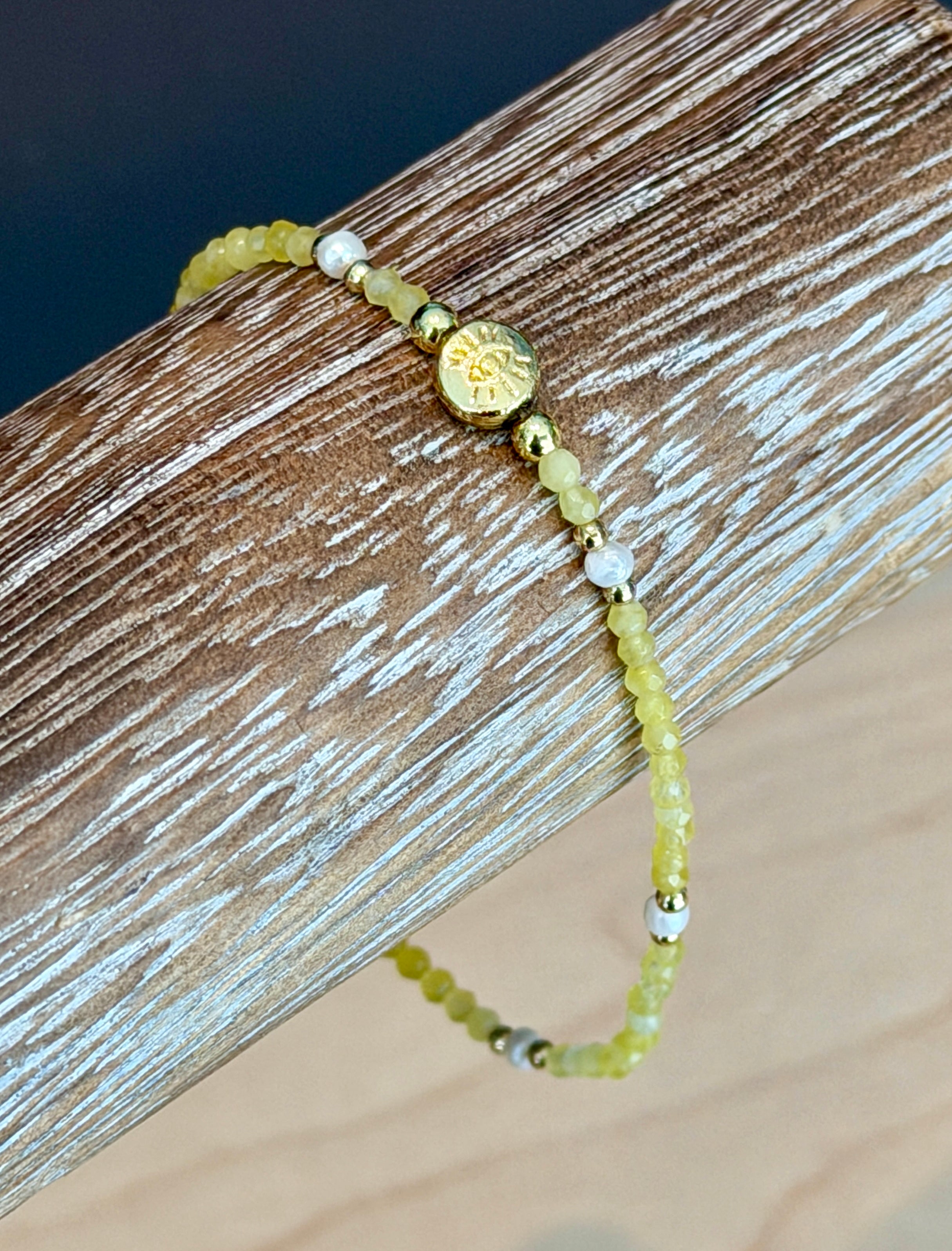 Solo bracelet #11 Yellow aquamarine with freshwater pearls