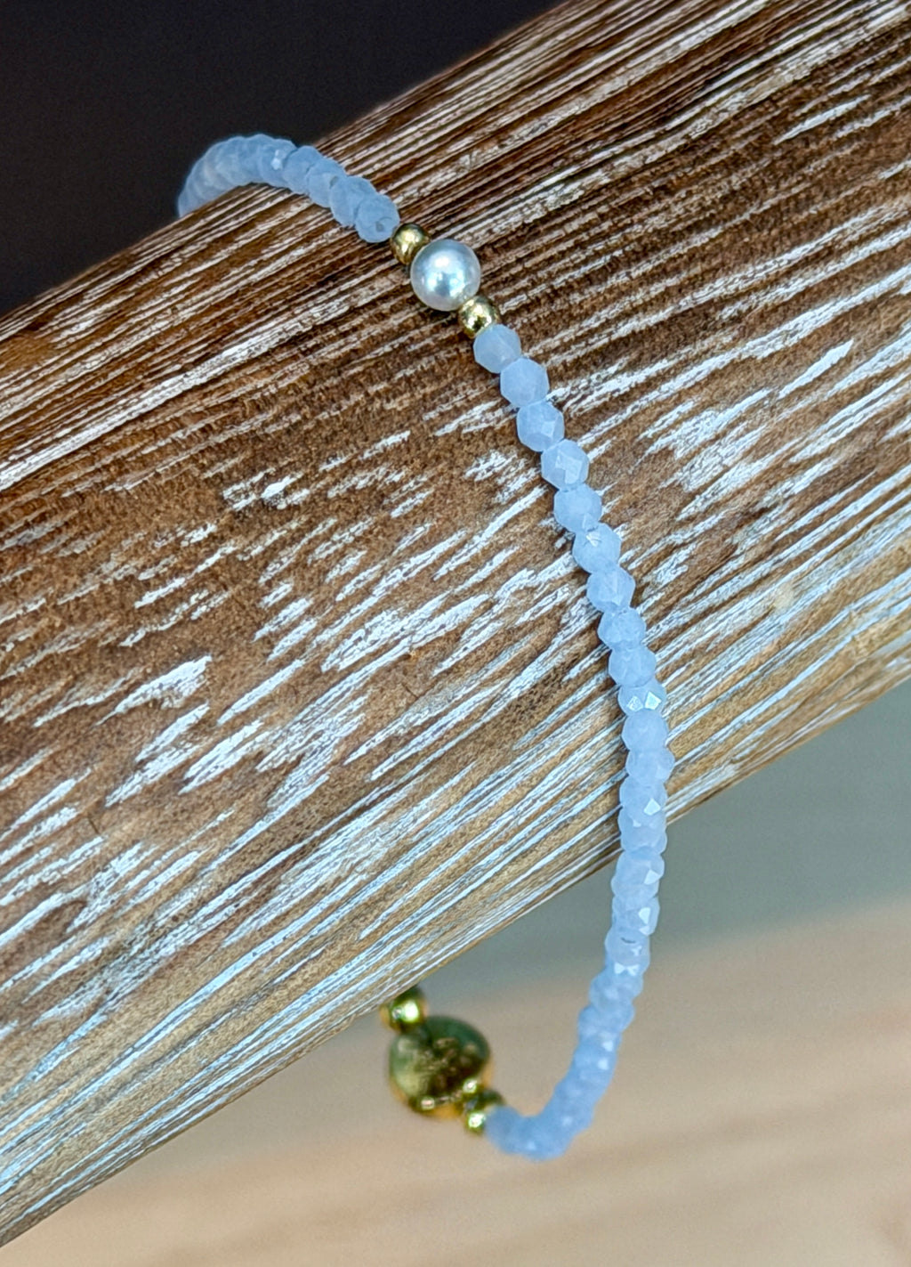 Solo bracelet #13 Blue crystals