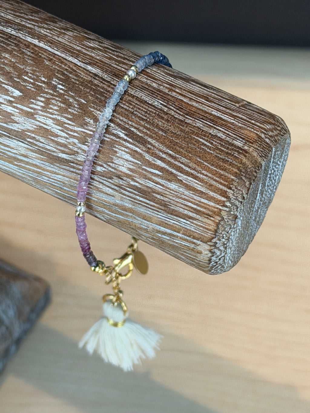 Aria bracelet #3 2mm Sapphire, freshwater pearl, 18k gold plated stainless steel