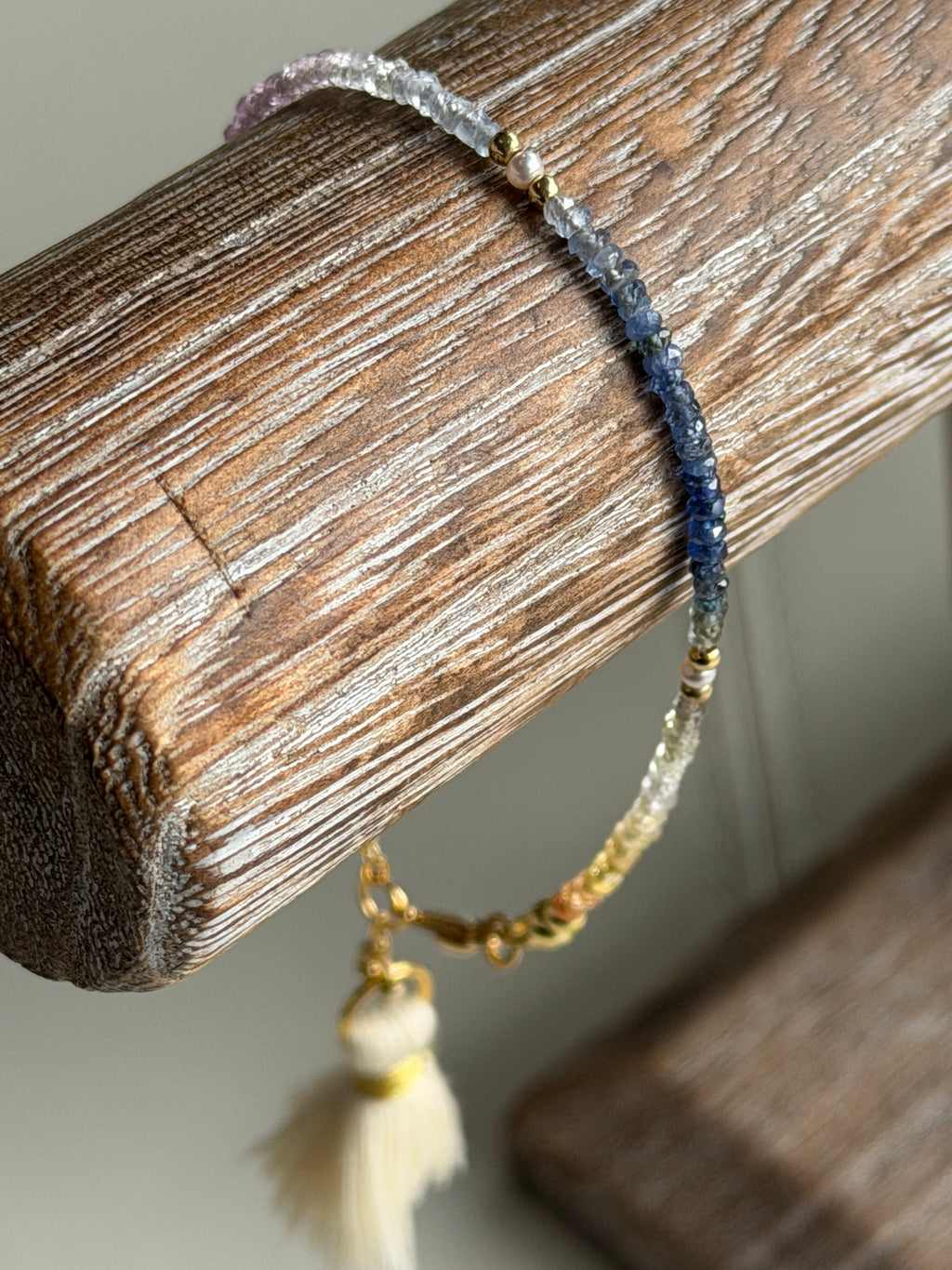Aria bracelet #3 2mm Sapphire, freshwater pearl, 18k gold plated stainless steel