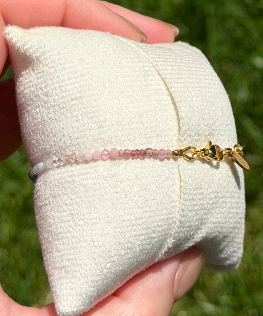Solo bracelet #14 Mixed gemstones, glass, and pearl beads