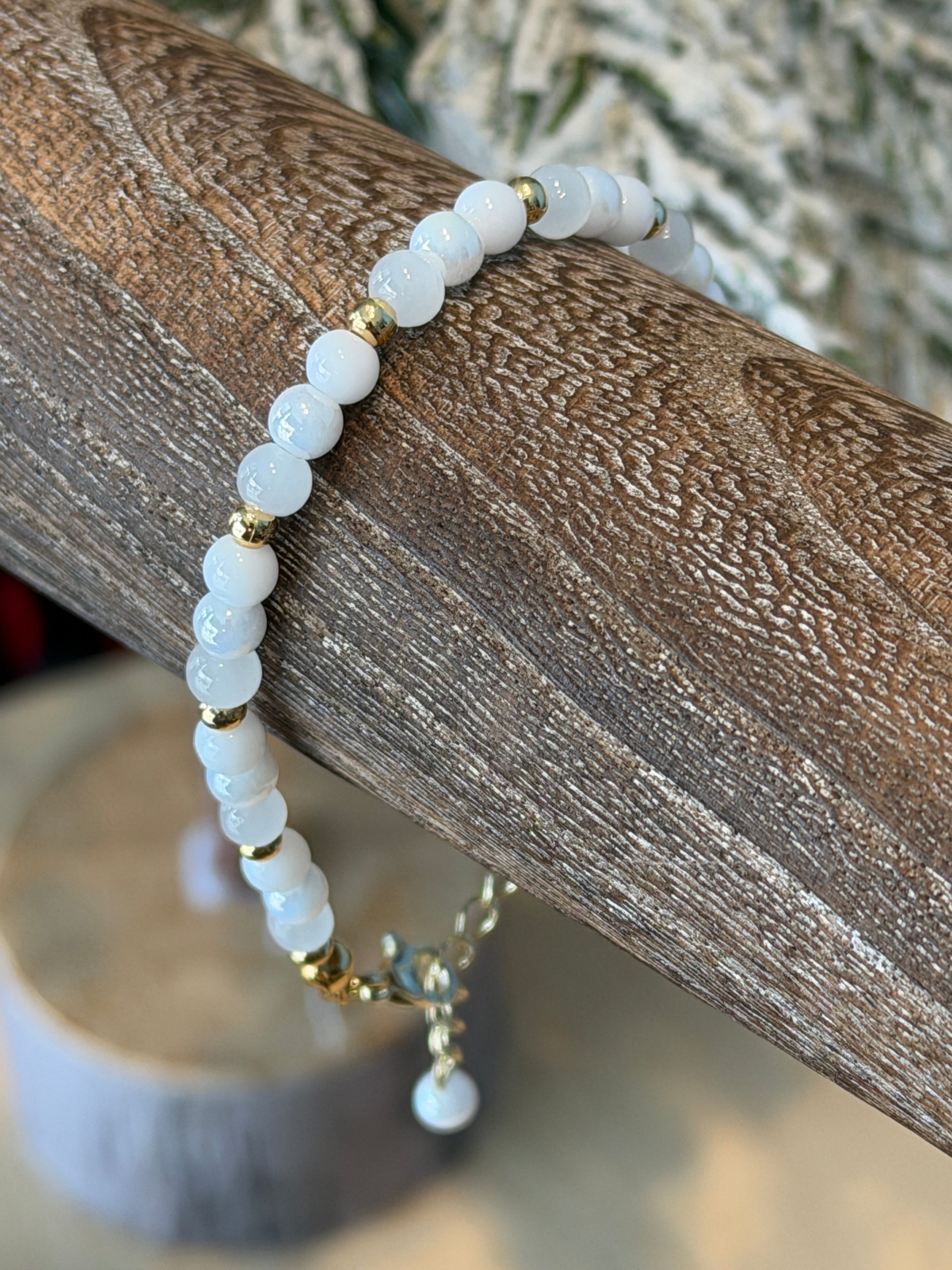 Single Bracelet White Glass small