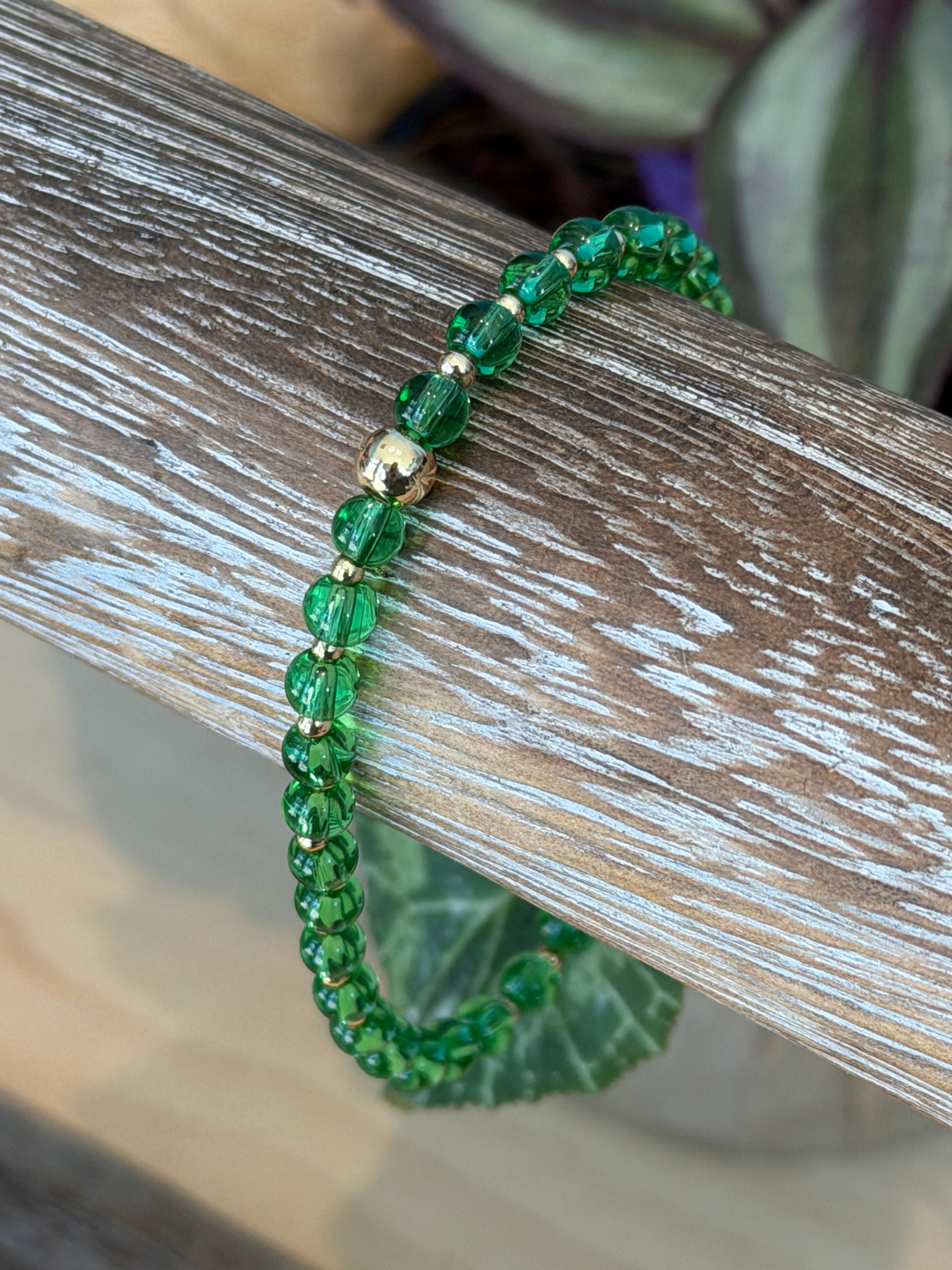 Green Glass Essential Single Bracelet